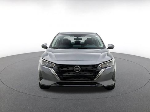 Used 2025 Nissan Sentra SV FWD image 2
