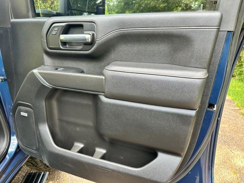 Used 2022 GMC Sierra 2500 AT4 w/ AT4 Premium Plus Package AWD/4WD image 26