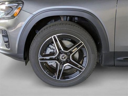 New 2026 Mercedes-Benz GLB 250 image 10