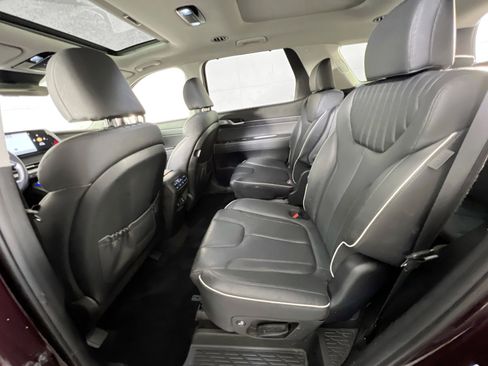 Used 2023 Hyundai Palisade Limited w/ Cargo Package image 26