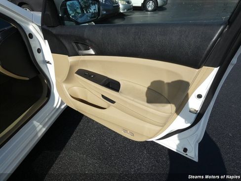 Used 2012 Honda Accord SE image 48