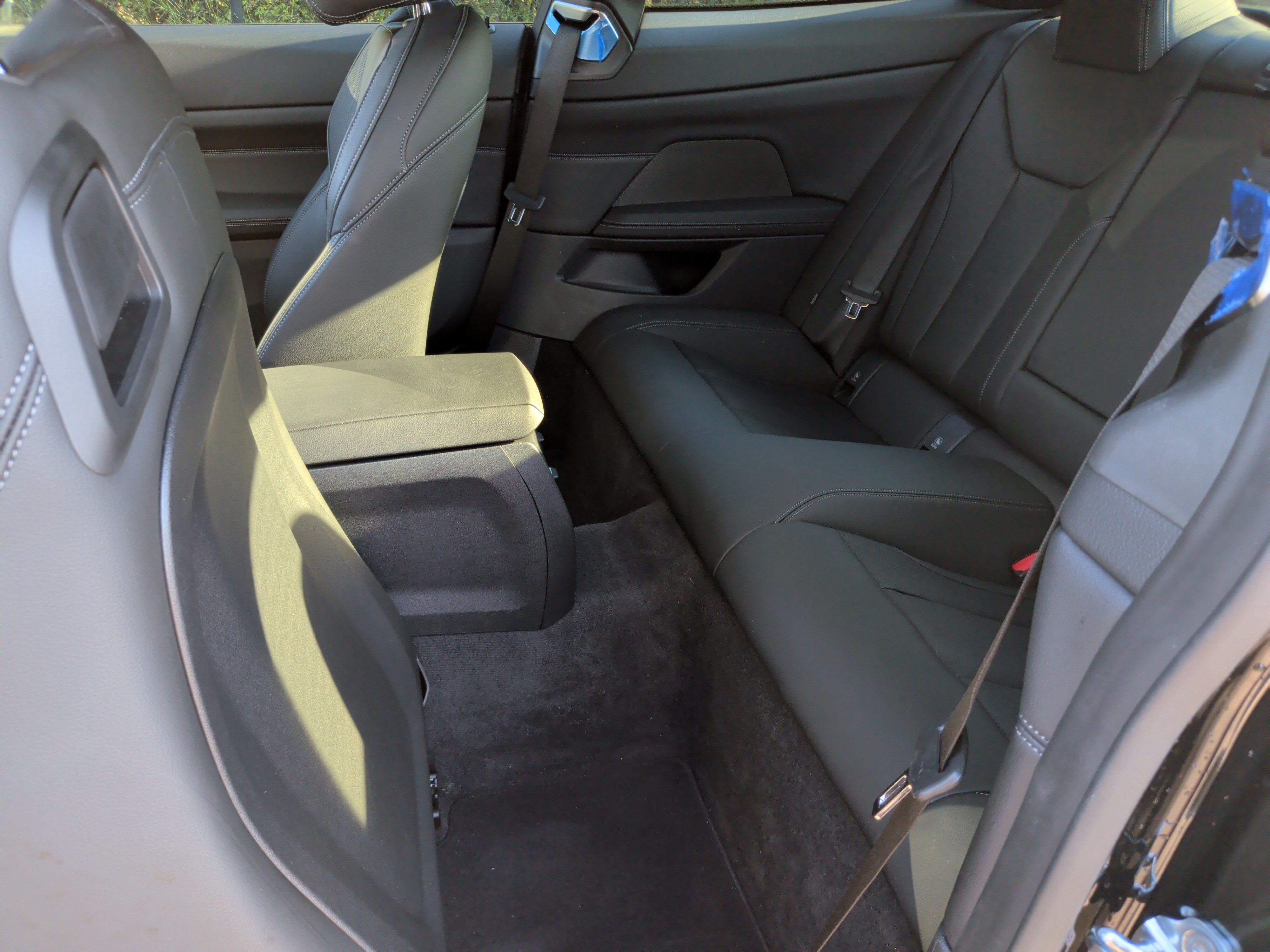 Used 2026 BMW M440i Coupe w/ Premium Package RWD image 38