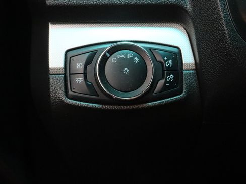 Used 2014 Ford Explorer XLT FWD image 23