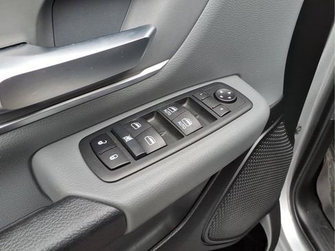 Used 2020 RAM 1500 Big Horn image 19