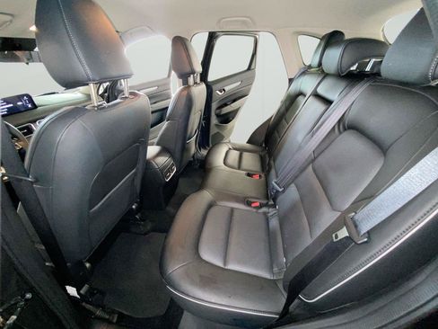 Used 2025 MAZDA CX-5 AWD 2.5 S w/ Select Package image 16