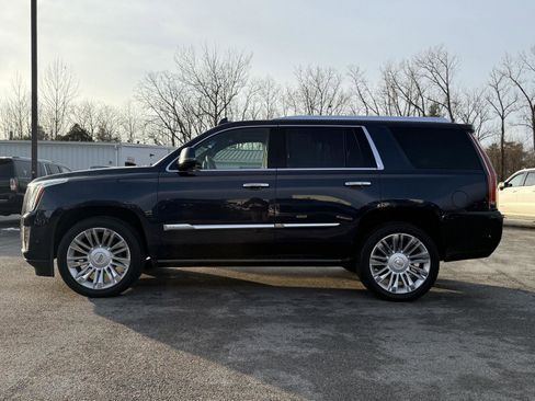 Used 2018 Cadillac Escalade Platinum image 8