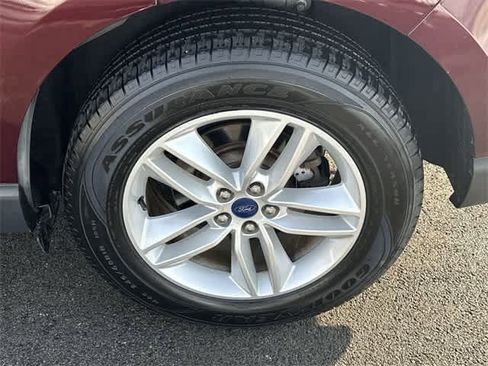Used 2017 Ford Edge SEL w/ Equipment Group 201A image 5