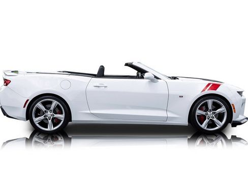 Used 2017 Chevrolet Camaro SS RWD image 2