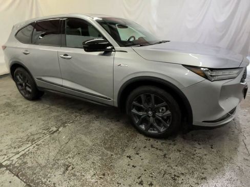 Used 2023 Acura MDX A-Spec AWD/4WD image 3