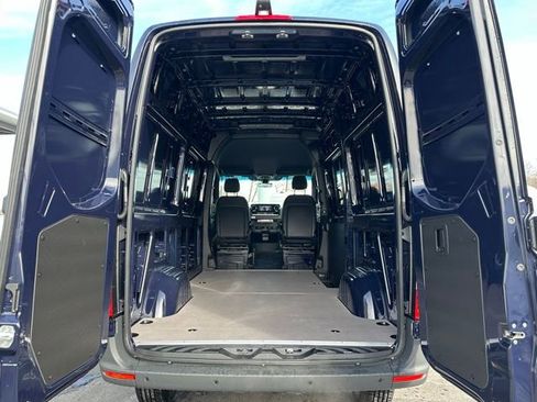New 2026 Mercedes-Benz Sprinter 2500 image 10
