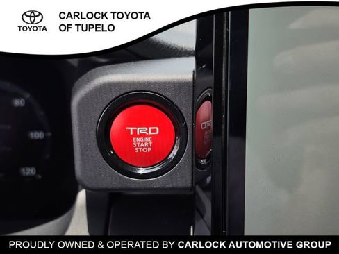 Used 2025 Toyota 4Runner TRD Off-Road Premium AWD/4WD image 29