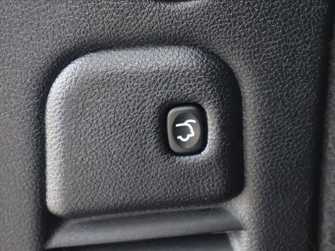 Used 2021 Dodge Durango SRT w/ Black Package AWD/4WD image 7