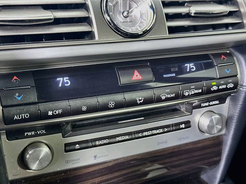 Used 2014 Lexus LS 460 w/ Comfort Package RWD image 24