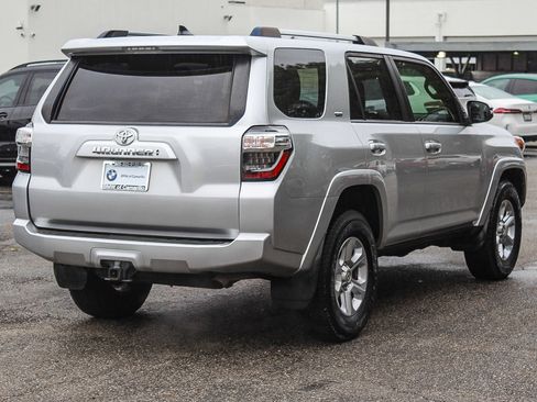 Used 2021 Toyota 4Runner SR5 Premium image 6