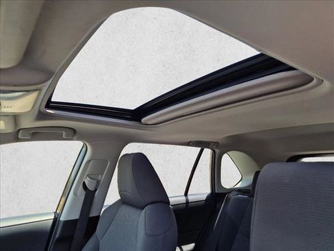 Certified 2019 Toyota RAV4 XLE FWD image 15