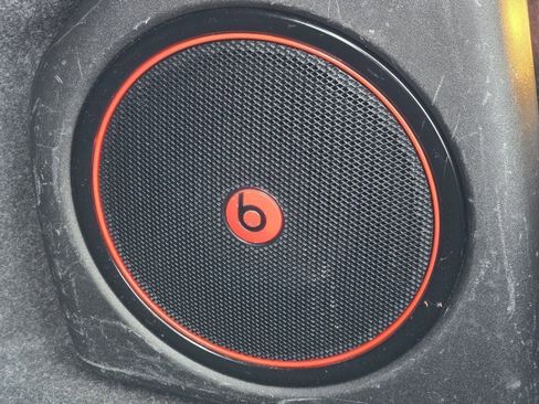 Used 2014 Chrysler 300 S image 16