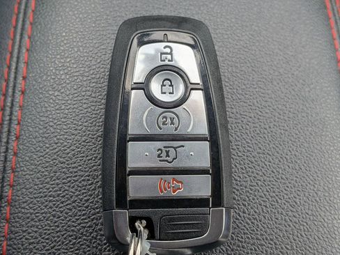 Certified 2023 Ford Escape ST-Line Select w/ Tech Pack #2 image 33