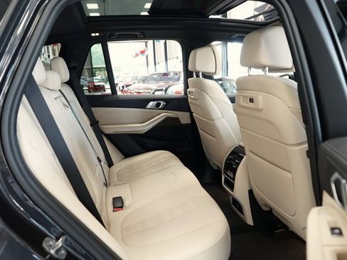 Used 2022 BMW X5 xDrive40i image 14