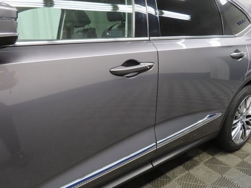 Used 2023 Acura MDX SH-AWD w/ Advance Package image 35