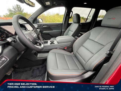 New 2026 GMC Acadia AT4 w/ Luxury Package AWD/4WD image 10