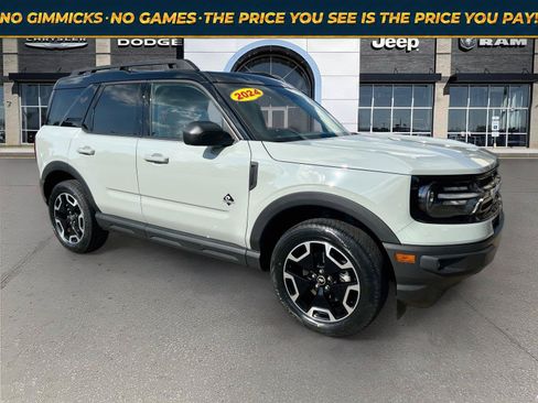 Used 2024 Ford Bronco Sport Outer Banks w/ Tech Package AWD/4WD image 1