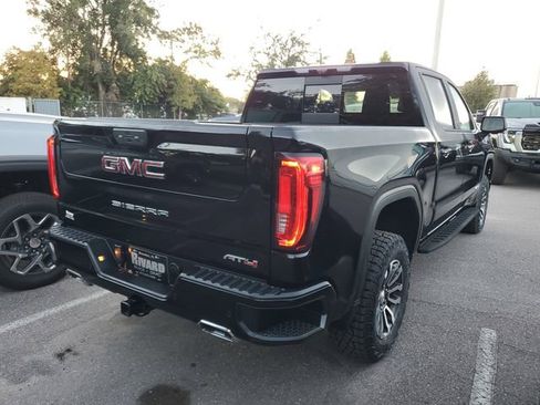 Used 2022 GMC Sierra 1500 AT4 w/ AT4 Premium Package image 4