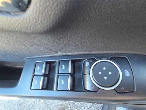 Used 2023 Ford Escape ST-Line image 33