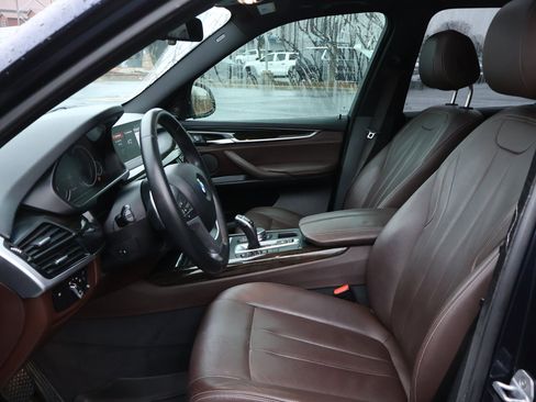 Used 2018 BMW X5 sDrive35i image 9