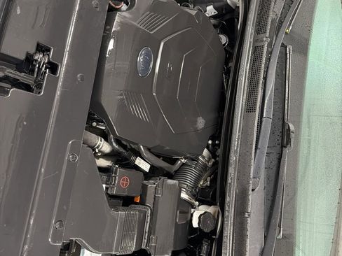 Used 2019 Kia Sedona SX image 26