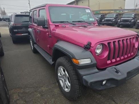 Used 2022 Jeep Wrangler Unlimited Sport image 2
