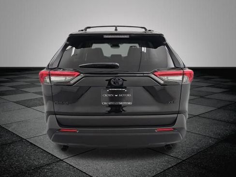 Used 2025 Toyota RAV4 XLE Premium FWD image 5