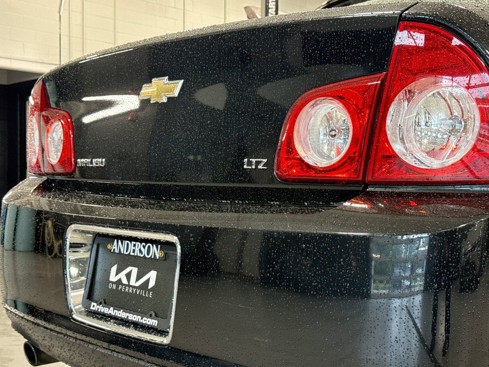 Used 2009 Chevrolet Malibu LTZ FWD image 6