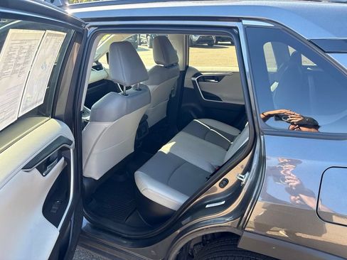Certified 2021 Toyota RAV4 Limited AWD/4WD image 15