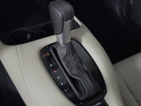 Used 2025 Honda HR-V LX image 33