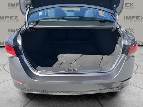 Used 2025 Nissan Sentra SV image 25