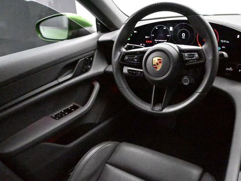 Used 2020 Porsche Taycan 4S image 16