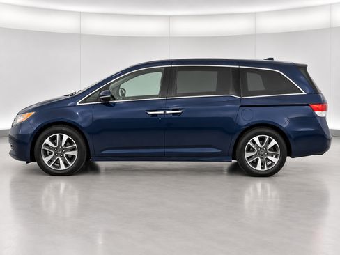 Used 2014 Honda Odyssey Touring image 2