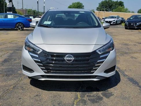 New 2025 Nissan Versa SV w/ Trunk Package image 9