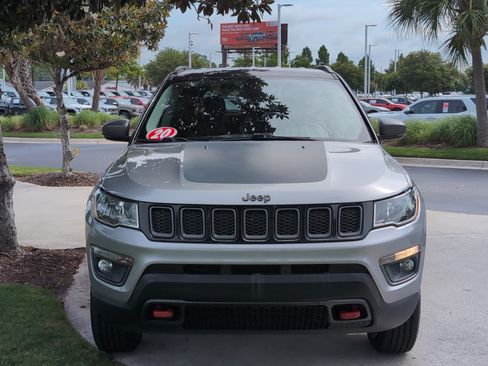 Used 2020 Jeep Compass Trailhawk AWD/4WD image 3