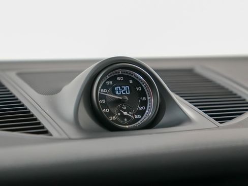 New 2026 Porsche Macan S image 30