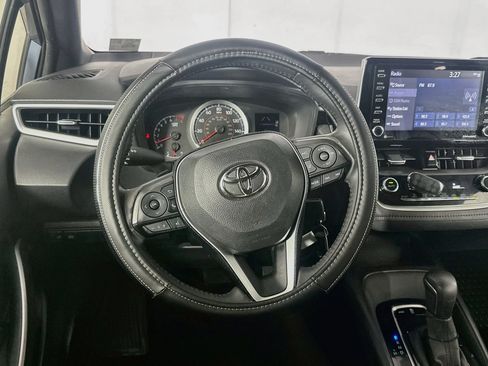 Used 2021 Toyota Corolla SE FWD image 17