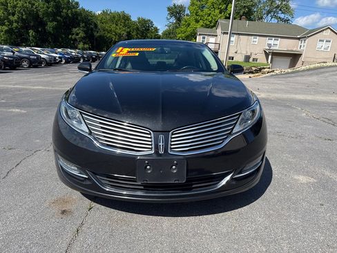 Used 2013 Lincoln MKZ FWD image 3