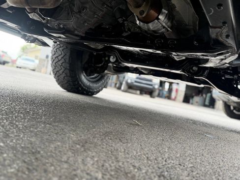 Used 2017 Toyota Tundra Limited w/ Limited Premium Package image 83