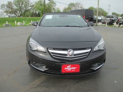 Used 2017 Buick Cascada Premium image 11