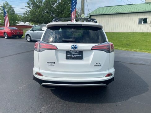 Used 2016 Toyota RAV4 XLE AWD/4WD image 6