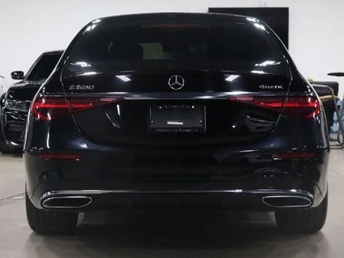 Used 2021 Mercedes-Benz S 580 4MATIC Sedan image 4