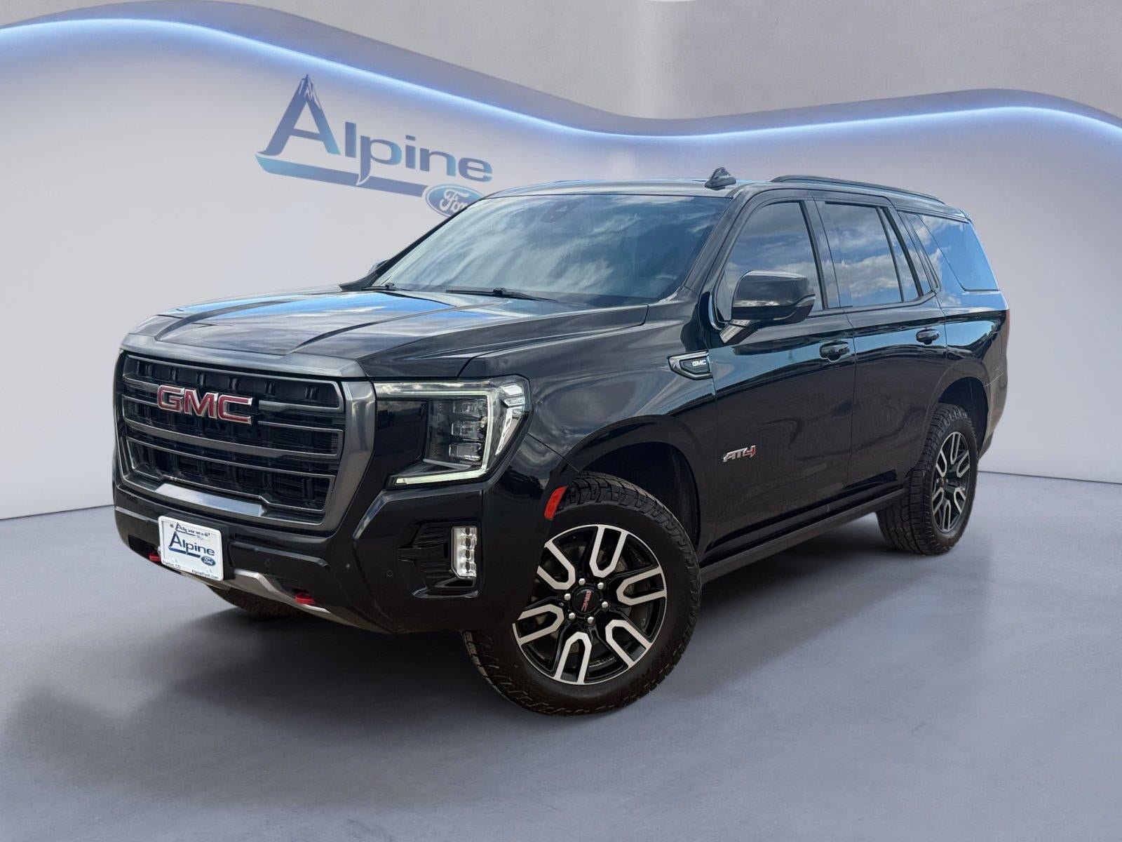 Used 2022 GMC Yukon AT4 w/ Max Trailering Package AWD/4WD image 1