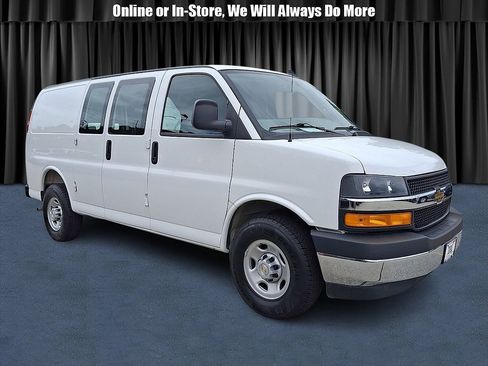 Used 2025 Chevrolet Express 2500 w/ Driver Convenience Package RWD image 1