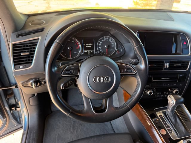 Used 2015 Audi Q5 2.0T Premium Plus w/ Technology Package AWD/4WD image 22