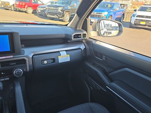 Used 2025 Toyota 4Runner SR5 image 22